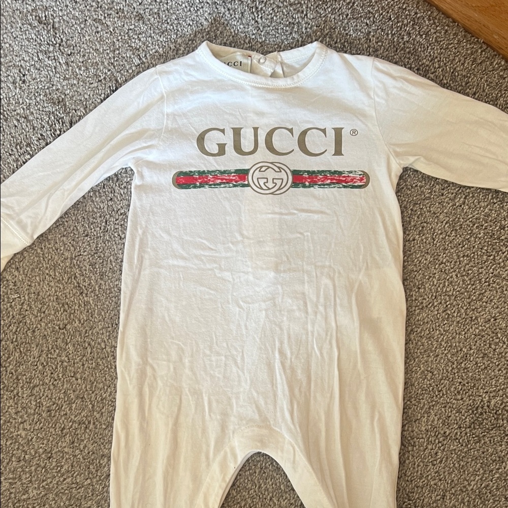 Gucci White Long-Sleeve Baby Romper